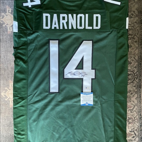 Signed Jets Sam Darnold Jersey - Picture 1 of 3